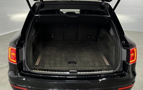 Bentley Bentayga I, 2017 год, 11 900 000 рублей, 16 фотография