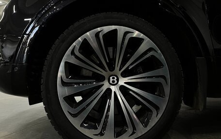 Bentley Bentayga I, 2017 год, 11 900 000 рублей, 40 фотография