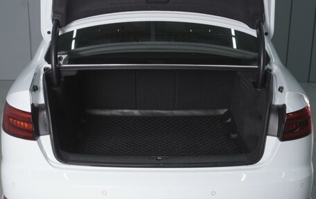 Audi A4, 2017 год, 2 430 000 рублей, 20 фотография