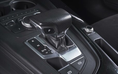 Audi A4, 2017 год, 2 430 000 рублей, 16 фотография