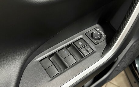 Toyota RAV4, 2025 год, 3 967 000 рублей, 18 фотография