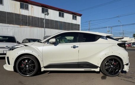 Toyota C-HR I рестайлинг, 2018 год, 1 450 003 рублей, 6 фотография