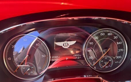 Bentley Bentayga I, 2018 год, 10 000 000 рублей, 8 фотография