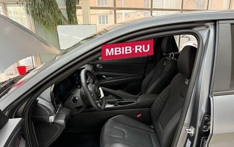 Hyundai Elantra, 2025 год, 2 000 000 рублей, 6 фотография