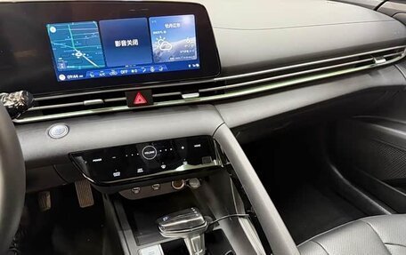 Hyundai Elantra, 2025 год, 2 000 000 рублей, 10 фотография