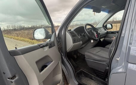 Volkswagen Caravelle T5, 2013 год, 1 690 000 рублей, 7 фотография