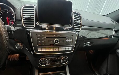 Mercedes-Benz GLS, 2018 год, 4 490 000 рублей, 29 фотография