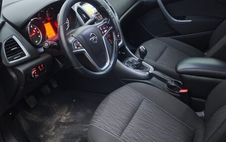 Opel Astra J, 2012 год, 800 000 рублей, 8 фотография