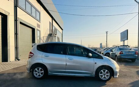 Honda Fit III, 2010 год, 859 000 рублей, 7 фотография