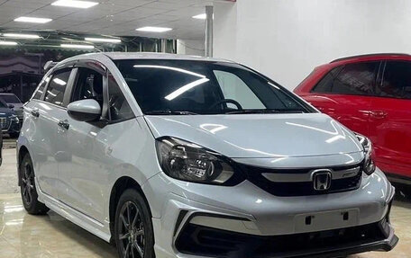 Honda Fit, 2021 год, 960 000 рублей, 3 фотография