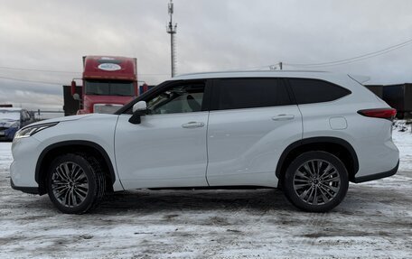 Toyota Highlander, 2025 год, 5 900 000 рублей, 6 фотография