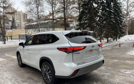 Toyota Highlander, 2025 год, 5 900 000 рублей, 11 фотография