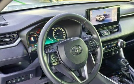 Toyota RAV4, 2023 год, 3 300 007 рублей, 10 фотография