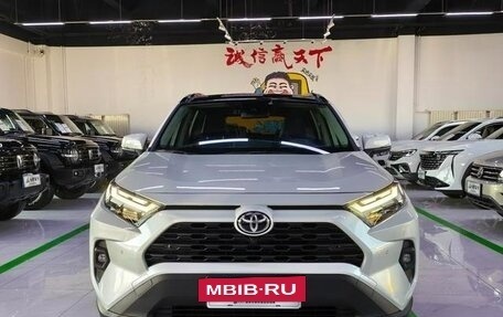 Toyota RAV4, 2023 год, 3 300 007 рублей, 2 фотография