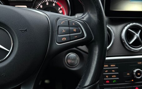 Mercedes-Benz GLA, 2016 год, 2 500 000 рублей, 26 фотография