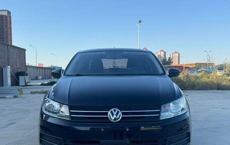 Volkswagen Santana, 2022 год, 950 000 рублей, 2 фотография