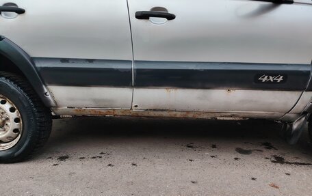 Chevrolet Niva I рестайлинг, 2003 год, 165 000 рублей, 3 фотография