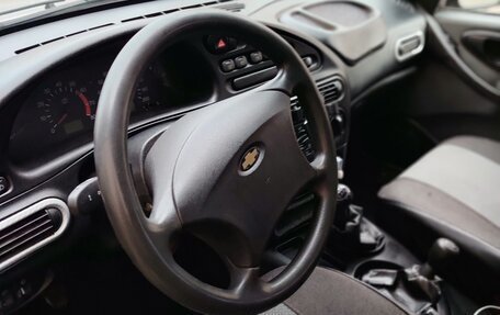 Chevrolet Niva I рестайлинг, 2003 год, 165 000 рублей, 16 фотография