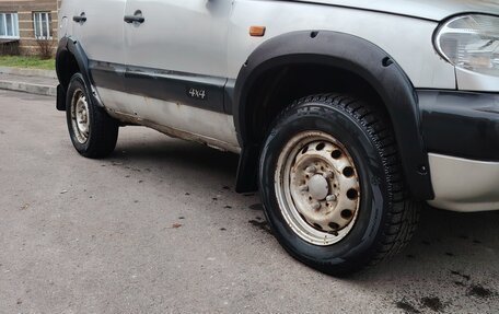 Chevrolet Niva I рестайлинг, 2003 год, 165 000 рублей, 8 фотография