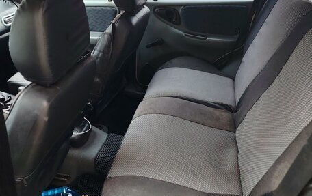 Chevrolet Niva I рестайлинг, 2003 год, 165 000 рублей, 23 фотография