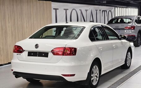 Volkswagen Jetta VI, 2013 год, 850 000 рублей, 8 фотография