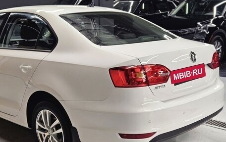 Volkswagen Jetta VI, 2013 год, 850 000 рублей, 6 фотография
