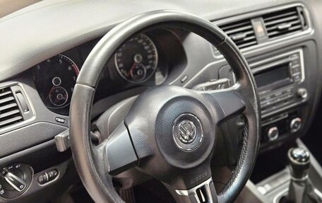 Volkswagen Jetta VI, 2013 год, 850 000 рублей, 14 фотография