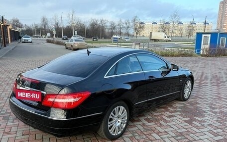 Mercedes-Benz E-Класс, 2011 год, 1 030 000 рублей, 6 фотография