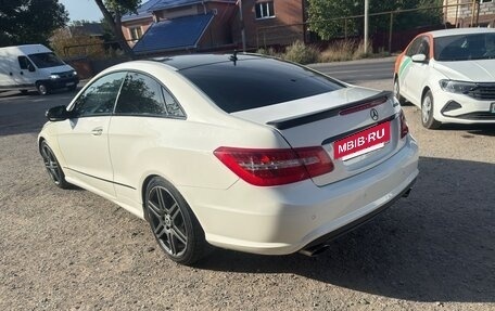 Mercedes-Benz E-Класс, 2009 год, 1 100 000 рублей, 8 фотография