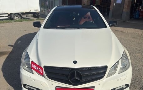 Mercedes-Benz E-Класс, 2009 год, 1 100 000 рублей, 1 фотография