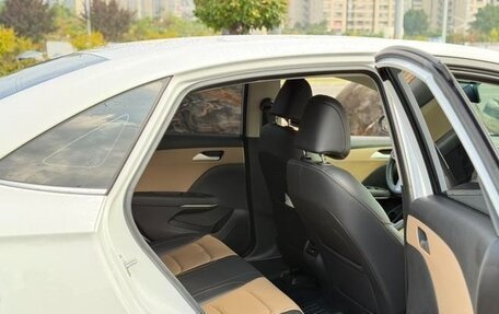 Chevrolet Cruze II, 2022 год, 1 200 000 рублей, 8 фотография