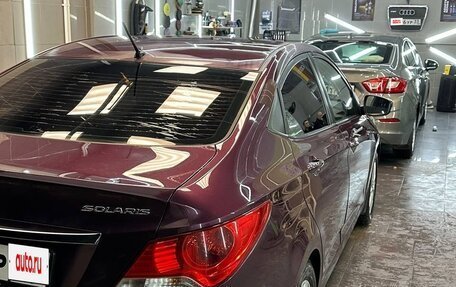 Hyundai Solaris II рестайлинг, 2012 год, 800 000 рублей, 7 фотография