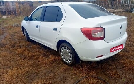 Renault Logan II, 2016 год, 500 000 рублей, 3 фотография