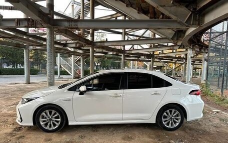 Toyota Corolla, 2022 год, 1 700 000 рублей, 6 фотография