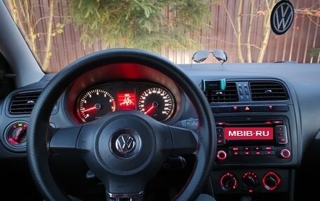 Volkswagen Polo VI (EU Market), 2012 год, 700 000 рублей, 10 фотография