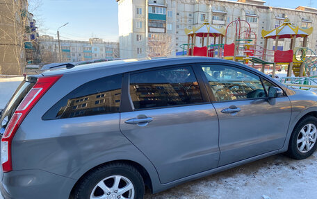 Honda Stream II, 2010 год, 1 350 000 рублей, 3 фотография