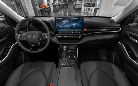 Toyota Highlander, 2025 год, 6 400 000 рублей, 8 фотография