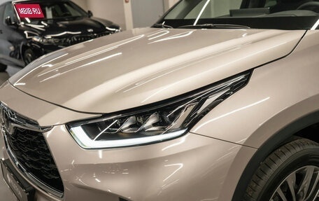 Toyota Highlander, 2025 год, 6 400 000 рублей, 29 фотография