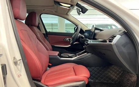 BMW 3 серия, 2022 год, 3 460 000 рублей, 10 фотография