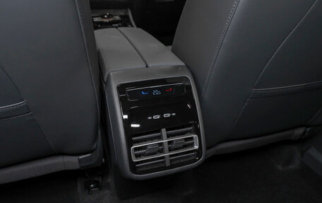 Volkswagen Tiguan, 2025 год, 5 145 000 рублей, 16 фотография