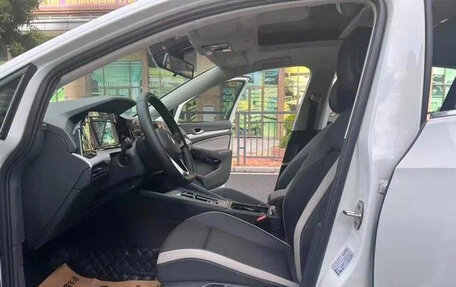 Volkswagen Golf VIII, 2022 год, 1 520 000 рублей, 10 фотография