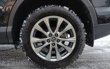 Toyota RAV4, 2018 год, 2 618 000 рублей, 12 фотография