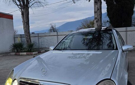 Mercedes-Benz E-Класс, 2003 год, 875 000 рублей, 5 фотография