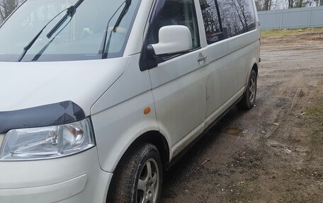 Volkswagen Transporter T5 рестайлинг, 2005 год, 1 000 000 рублей, 2 фотография