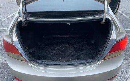 Hyundai Solaris II рестайлинг, 2013 год, 750 000 рублей, 9 фотография