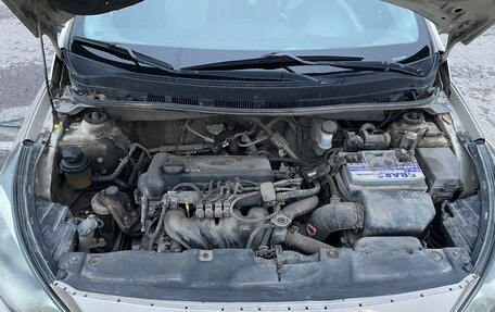 Hyundai Solaris II рестайлинг, 2013 год, 750 000 рублей, 17 фотография