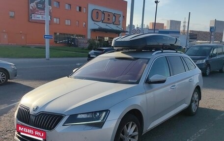 Skoda Superb III рестайлинг, 2017 год, 2 650 000 рублей, 4 фотография