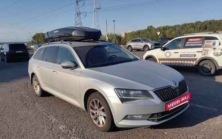 Skoda Superb III рестайлинг, 2017 год, 2 650 000 рублей, 3 фотография