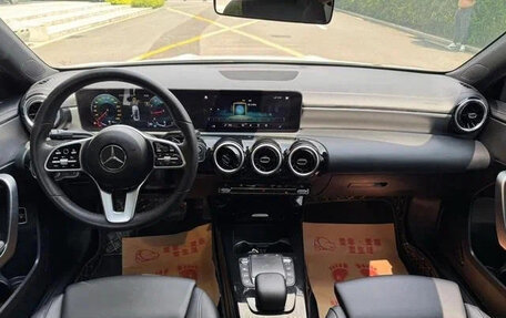 Mercedes-Benz A-Класс, 2021 год, 1 810 000 рублей, 11 фотография