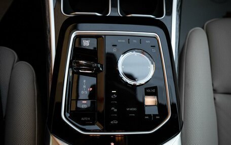 BMW 7 серия, 2025 год, 13 800 096 рублей, 17 фотография